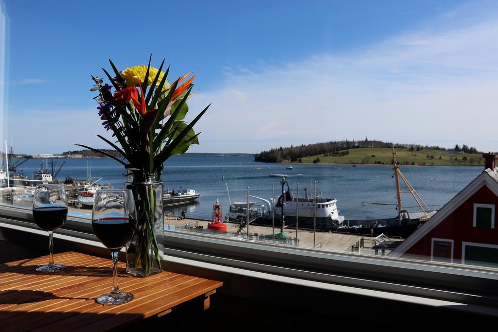 Rum Runner Inn Lunenburg Rom bilde